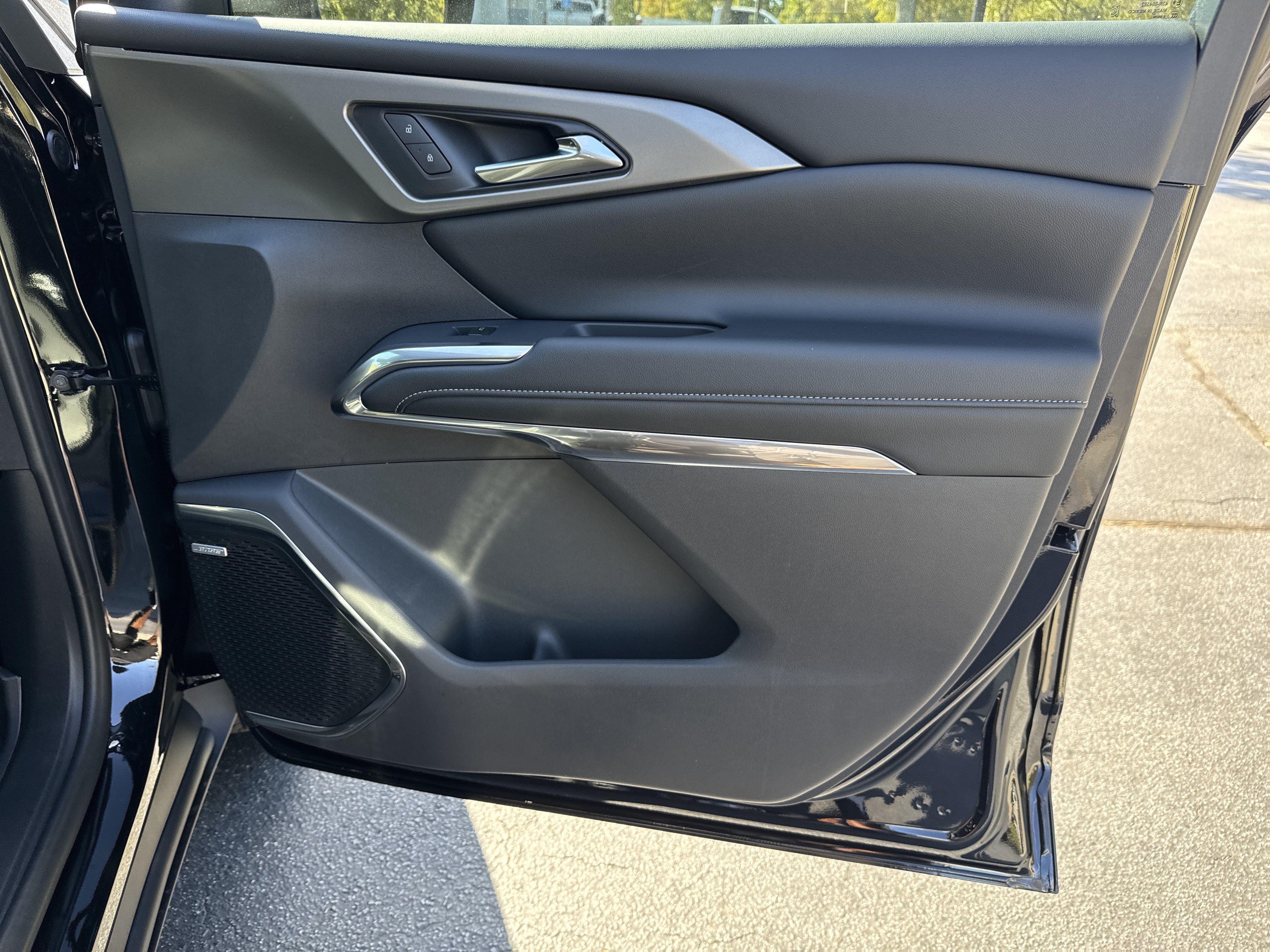 New 2027 Chevrolet Traverse LT w/ Enhanced Driving Package FWD image 14