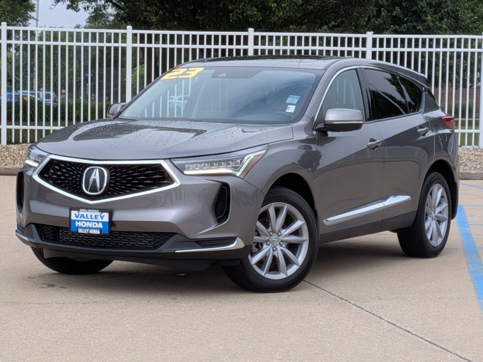 Used 2023 Acura RDX AWD image 2