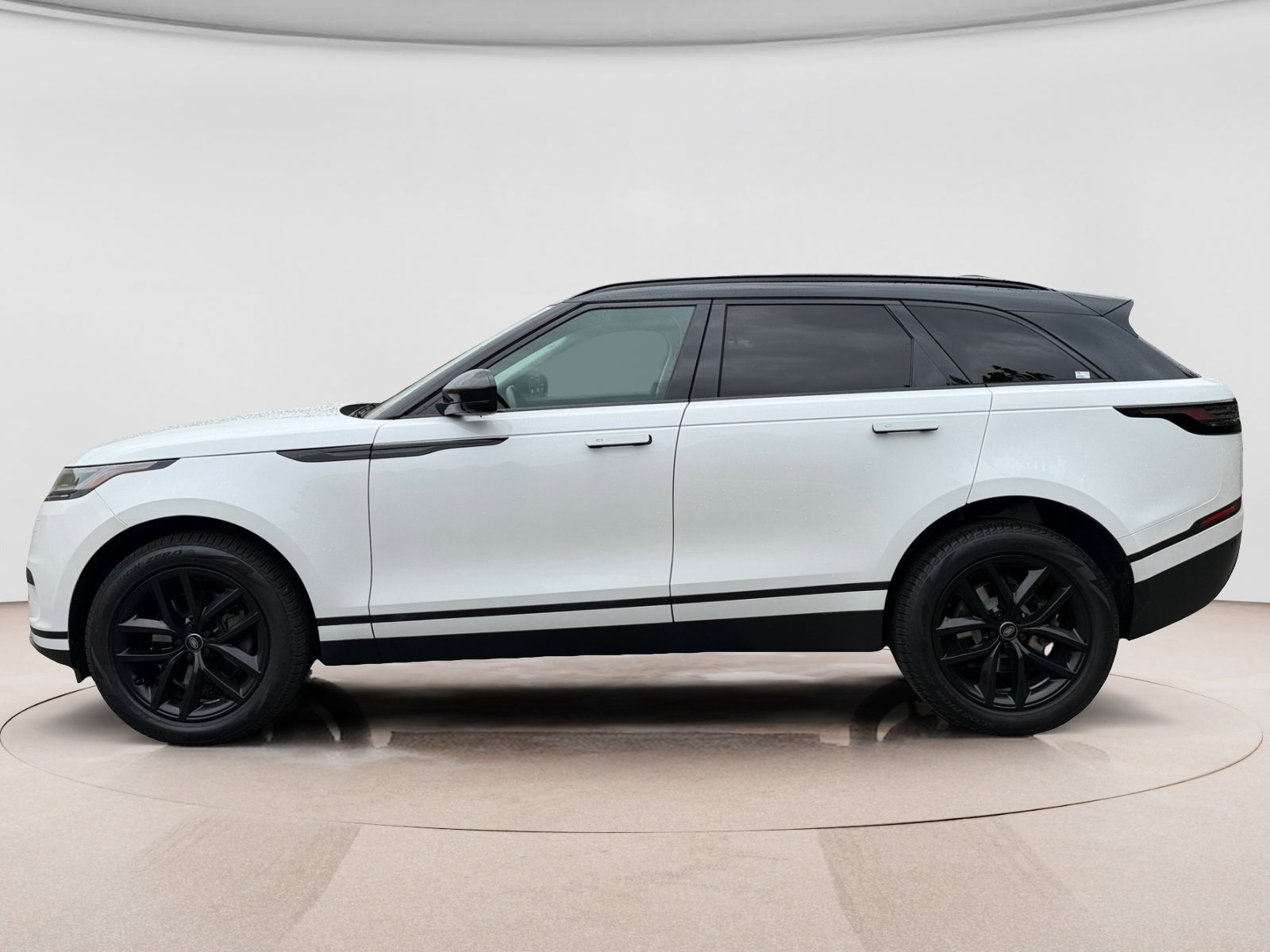 Used 2024 Land Rover Range Rover Velar S AWD/4WD video 2