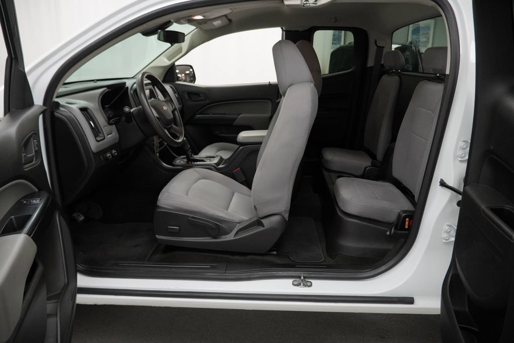 Certified 2018 Chevrolet Colorado W/T AWD/4WD image 26