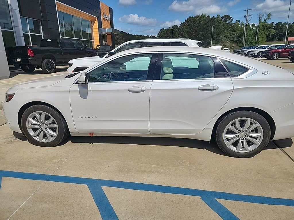 Used 2017 Chevrolet Impala LT w/ Leather Package image 6