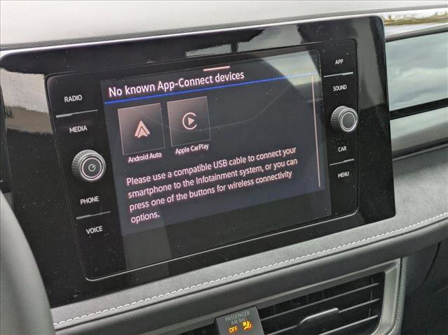 New 2026 Volkswagen Taos SE FWD image 13