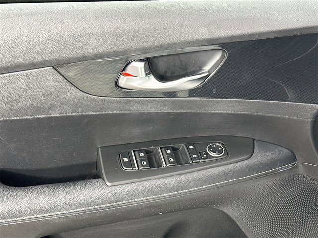Used 2023 Kia Forte GT-Line w/ GT-Line Premium Package image 25