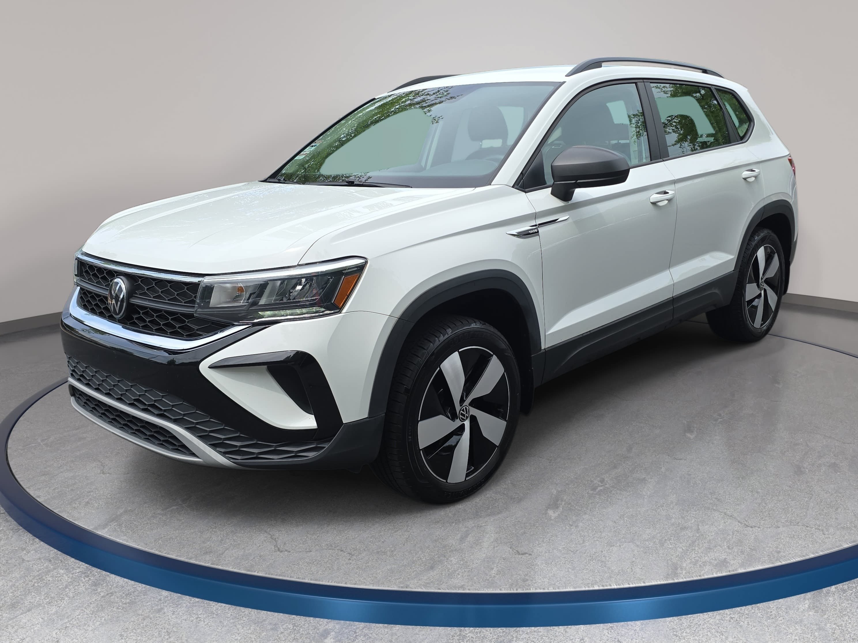 Used 2024 Volkswagen Taos S AWD/4WD image 1