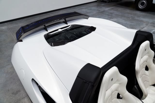 Used 2017 Ferrari 488 Spider RWD image 15
