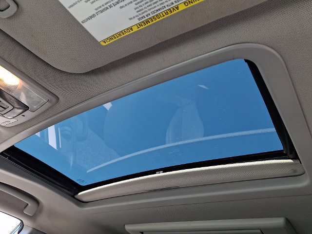 Used 2015 Toyota Sienna Limited Premium AWD/4WD image 17