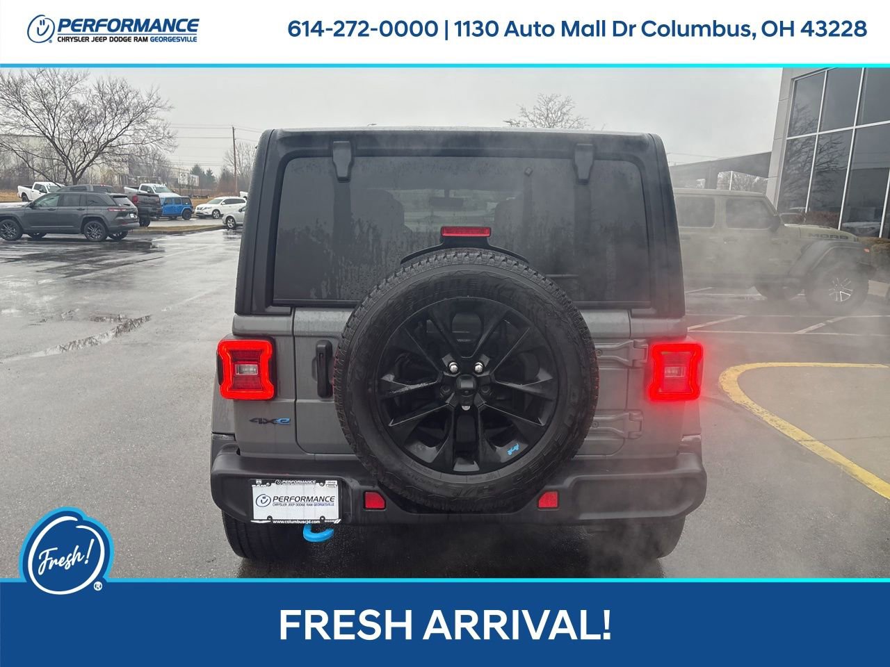 Used 2022 Jeep Wrangler Unlimited Sahara w/ Cold Weather Group image 5