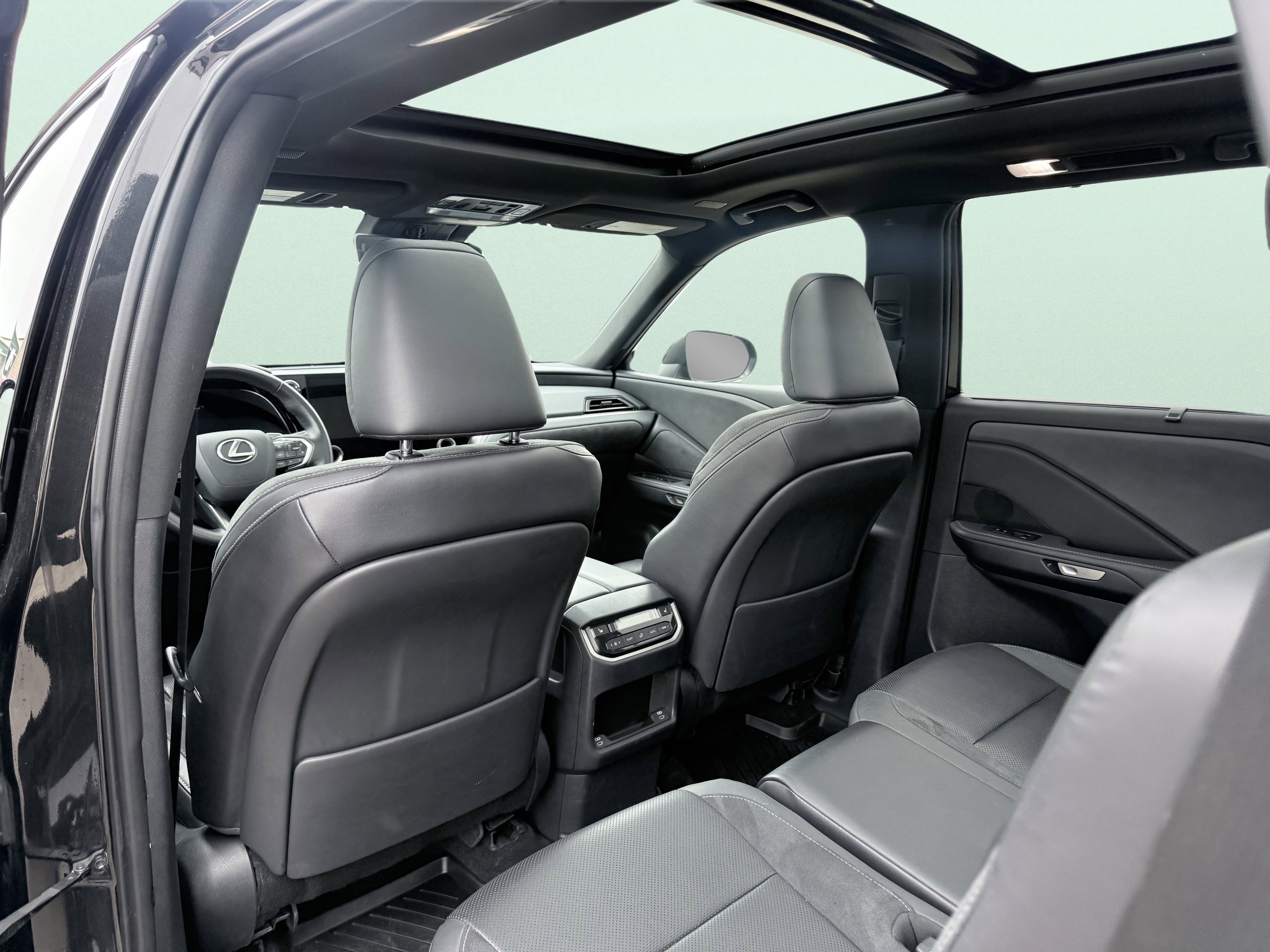 Used 2024 Lexus TX 350 AWD image 35
