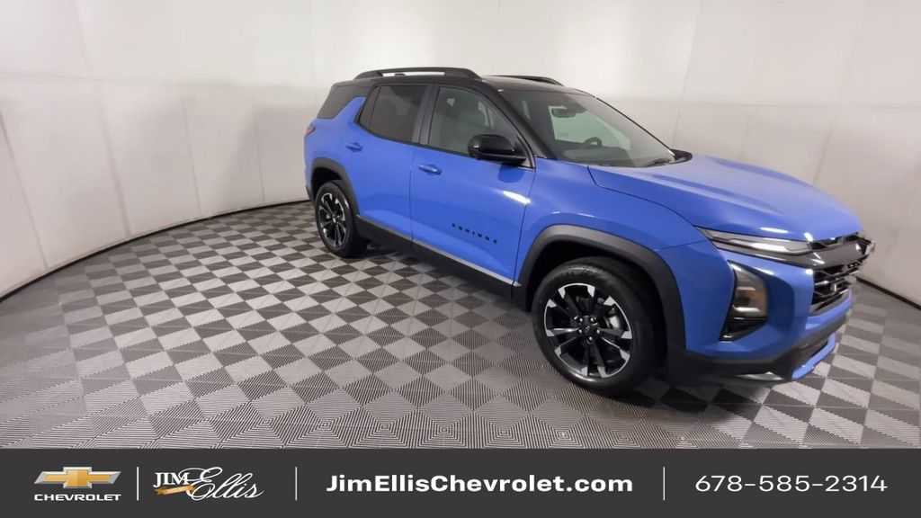 Certified 2025 Chevrolet Equinox RS w/ Safety and Technology Package image 4