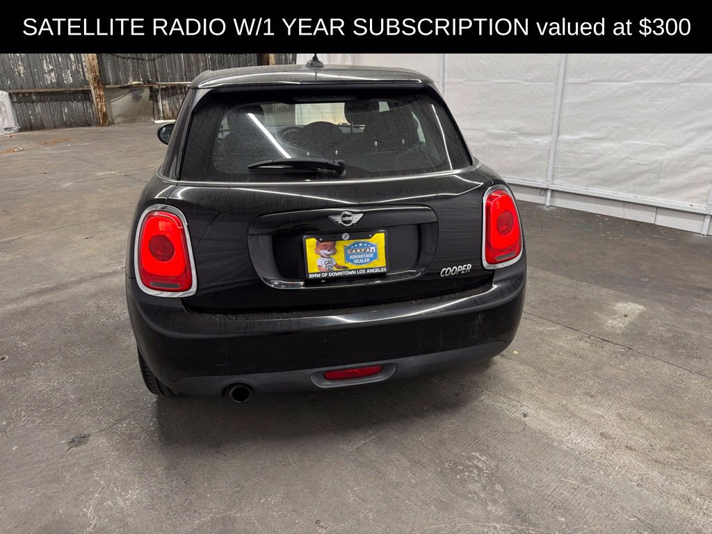 Used 2017 MINI Cooper 4-Door Hardtop FWD image 5