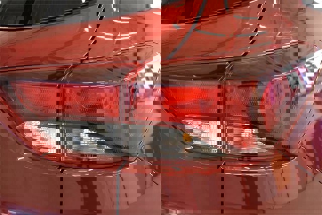 Used 2025 Chevrolet TrailBlazer LT image 12