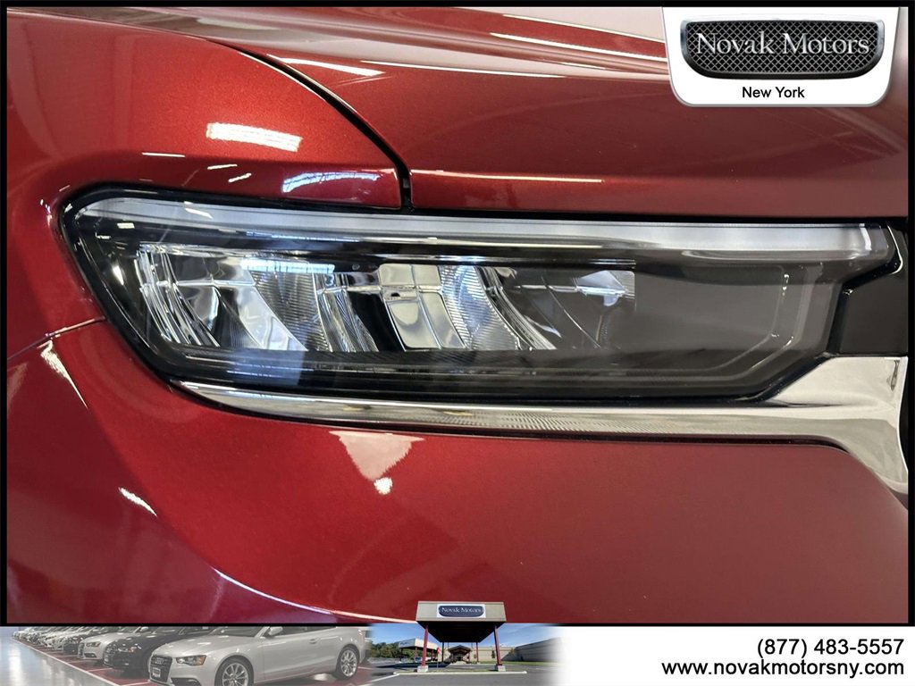 Used 2023 Jeep Grand Cherokee L Limited image 11