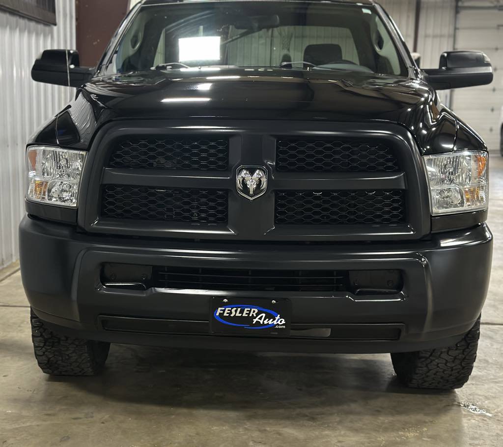 Used 2015 RAM 3500 Tradesman w/ Power & Remote Entry Group image 14