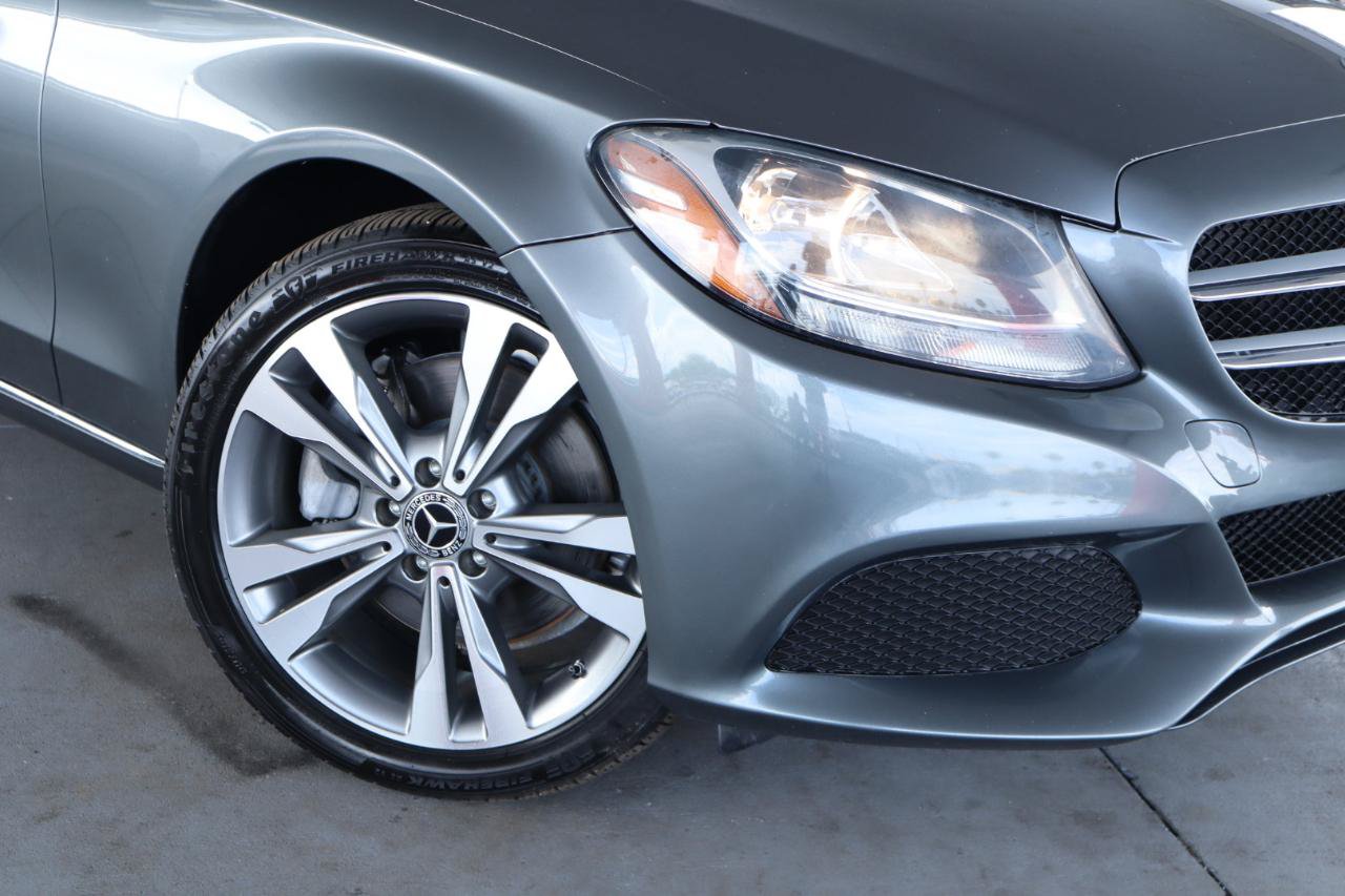 Used 2017 Mercedes-Benz C 300 4MATIC Sedan w/ Premium 1 Package image 4