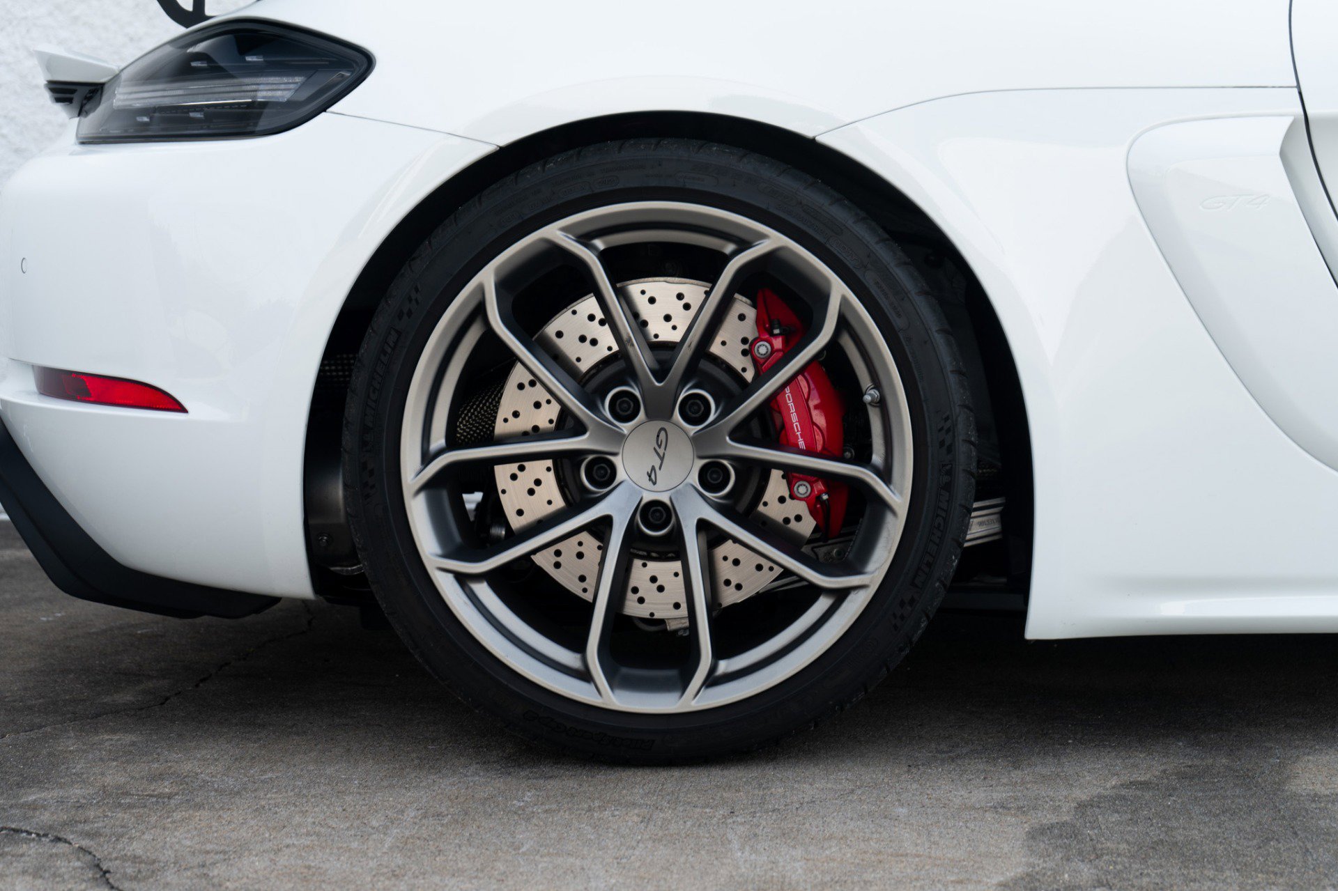 Used 2022 Porsche 718 Cayman GT4 image 28