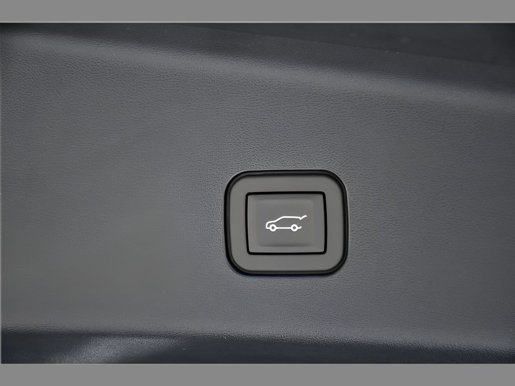 New 2027 Cadillac Vistiq Platinum w/ LPO, Floor Liner Package AWD/4WD image 25