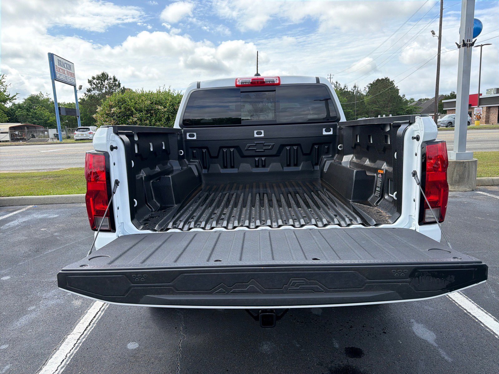 New 2026 Chevrolet Colorado W/T w/ WT Custom Package RWD image 18