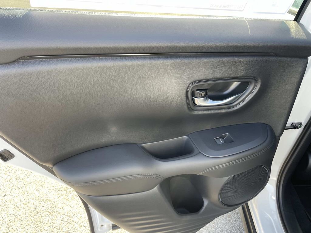 New 2026 Honda HR-V LX image 9