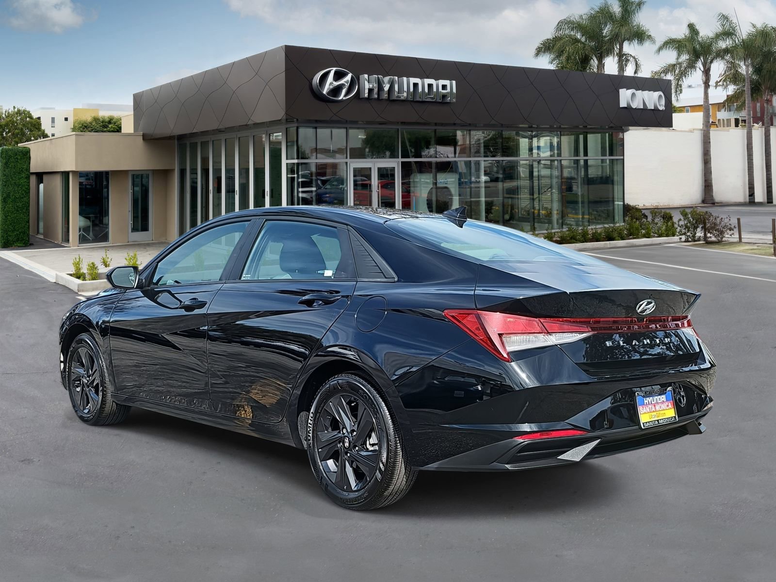 Certified 2023 Hyundai Elantra SEL image 5