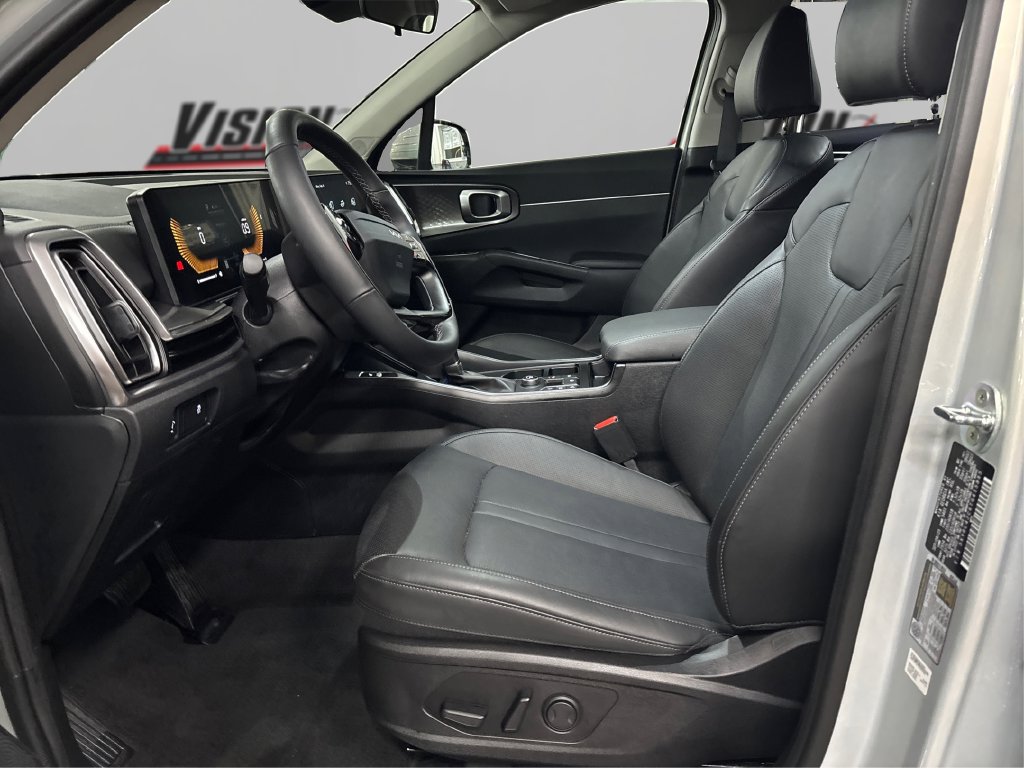 Certified 2026 Kia Sorento S w/ S Panoramic Sunroof Package FWD image 11