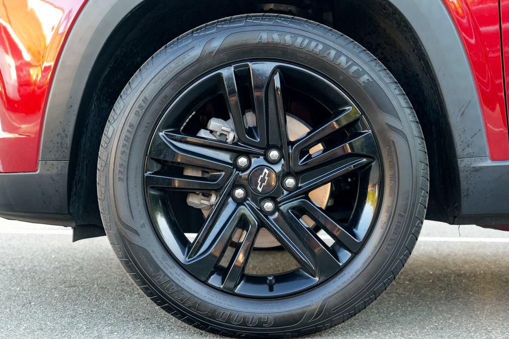 Used 2024 Chevrolet Trax ACTIV w/ Sunroof Package FWD image 15