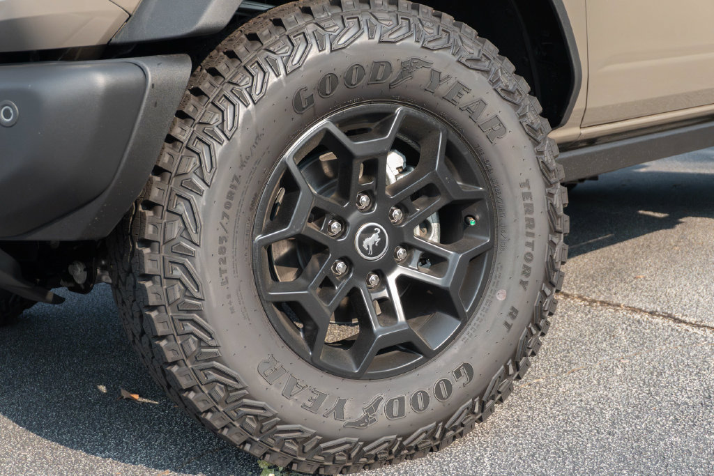 New 2026 Ford Bronco Badlands AWD/4WD image 2