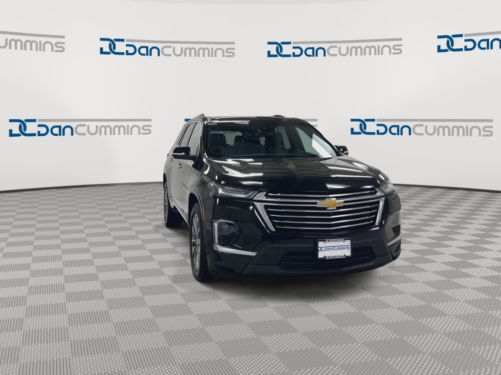 Used 2023 Chevrolet Traverse Premier AWD/4WD image 3