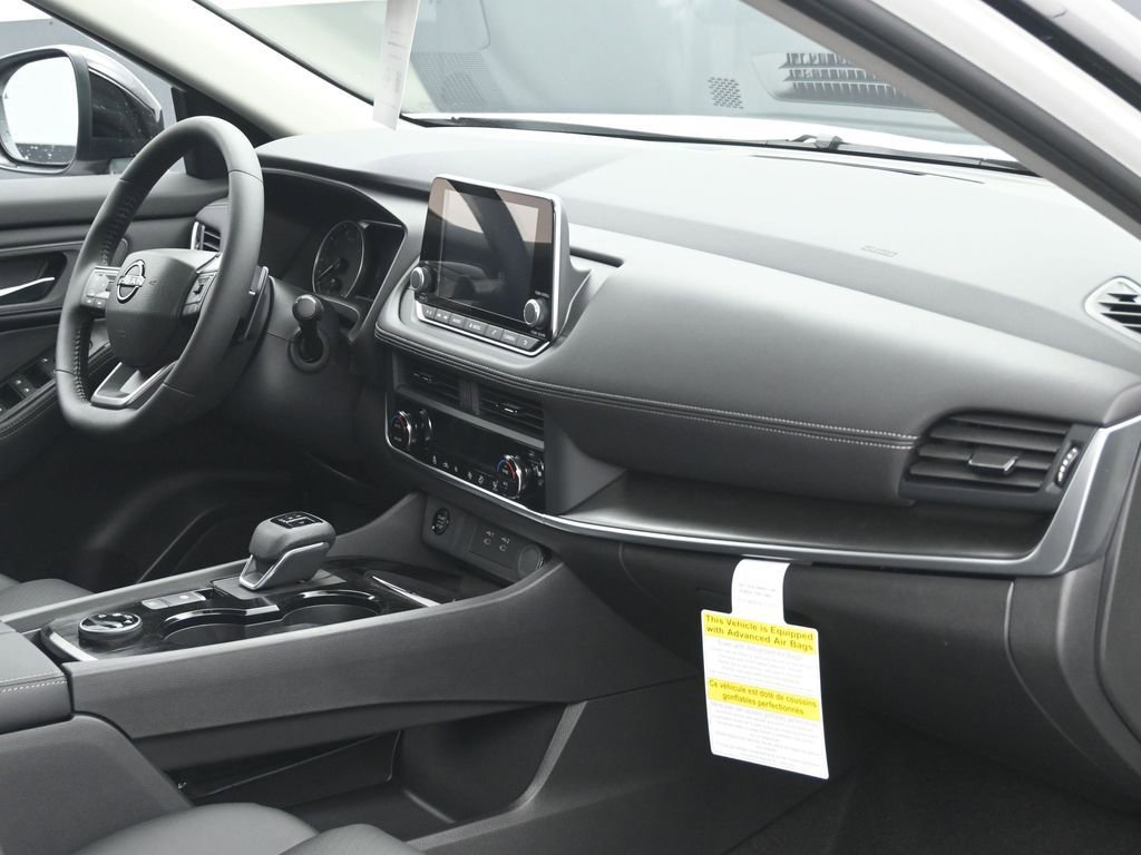 New 2026 Nissan Rogue SV AWD/4WD image 6