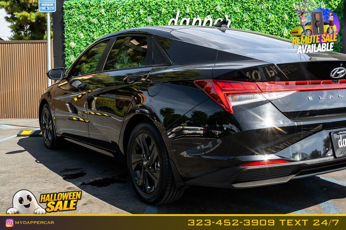 Used 2023 Hyundai Elantra Blue FWD image 9