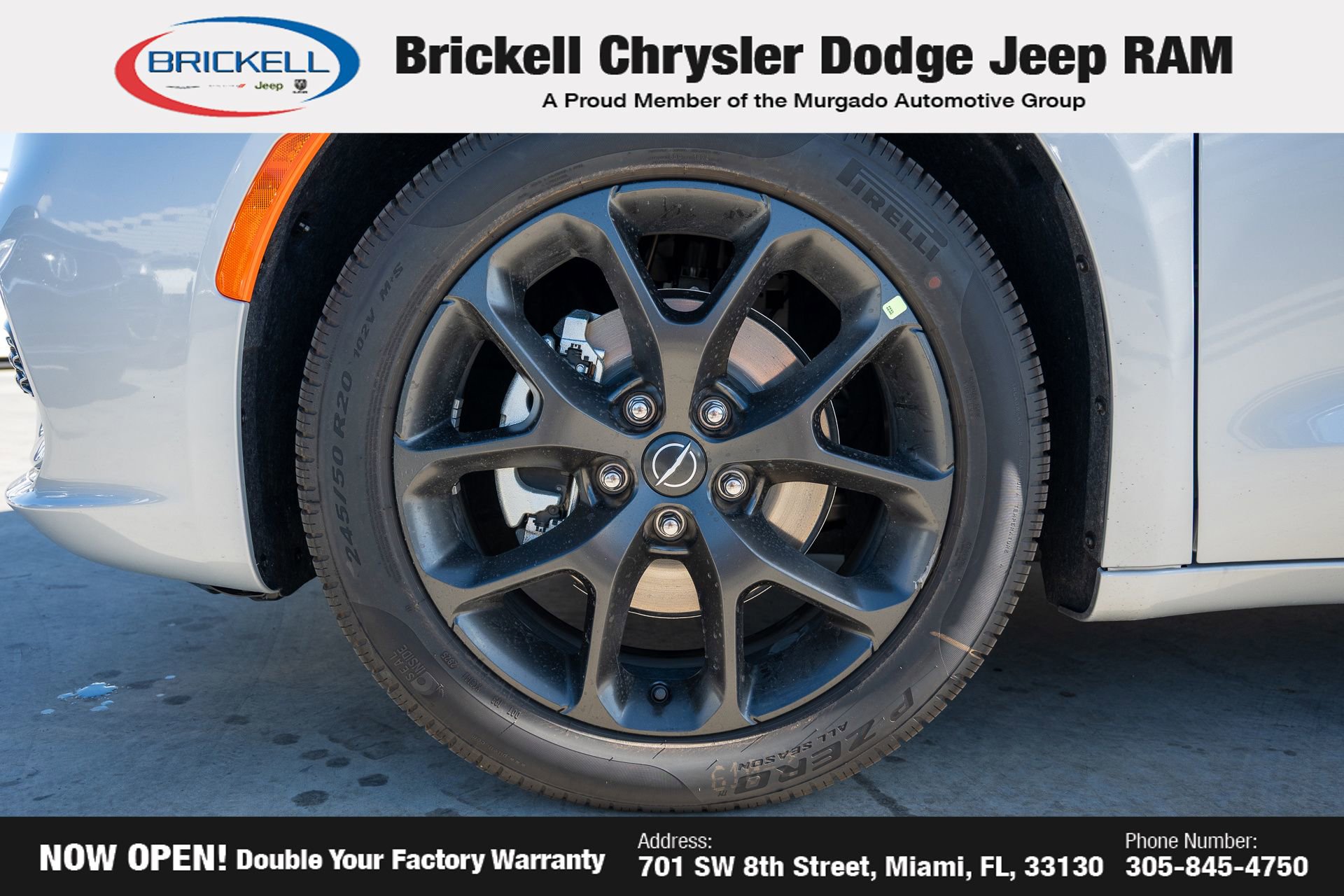 New 2026 Chrysler Pacifica Select image 32