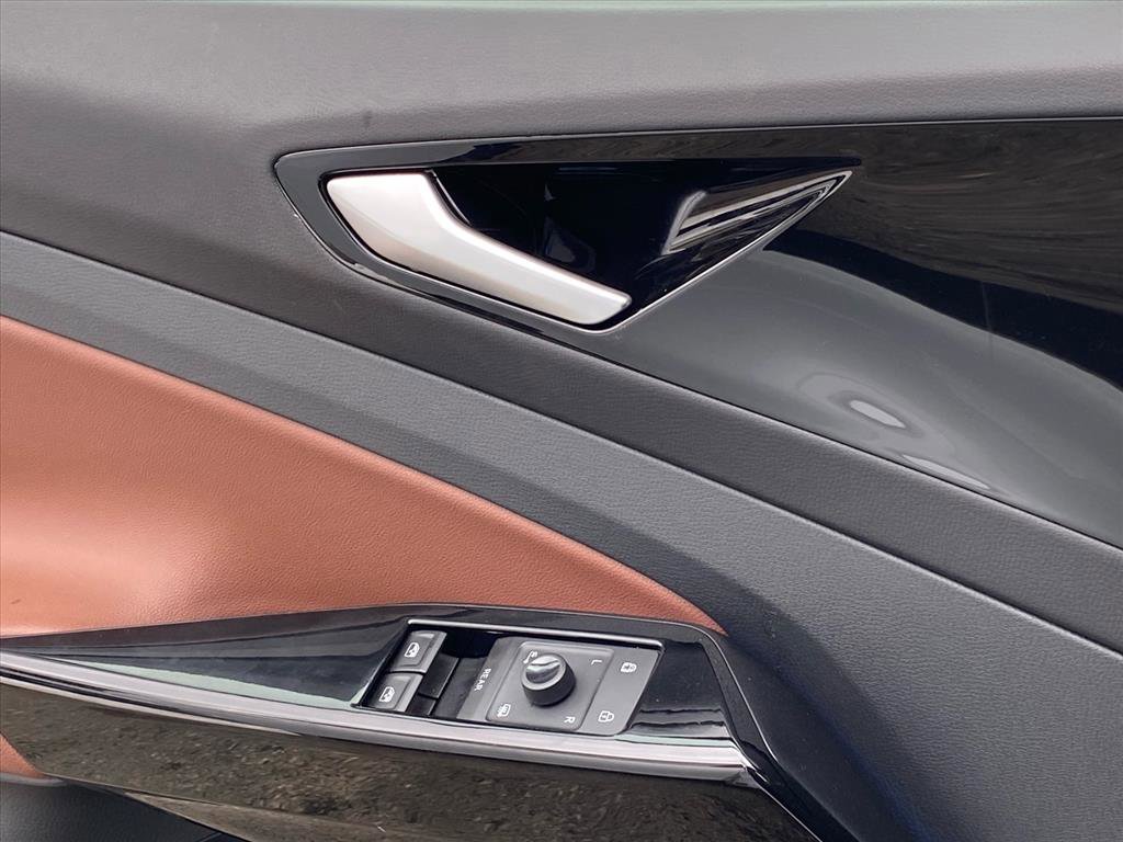 Used 2021 Volkswagen ID.4 Pro S image 17