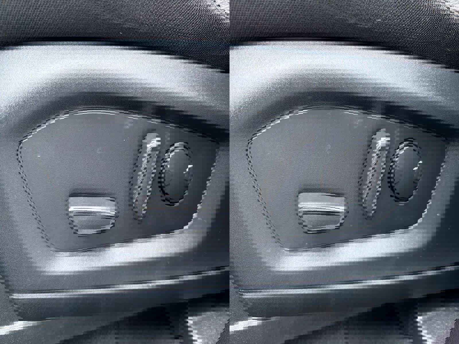 Certified 2022 Ford Explorer XLT image 18