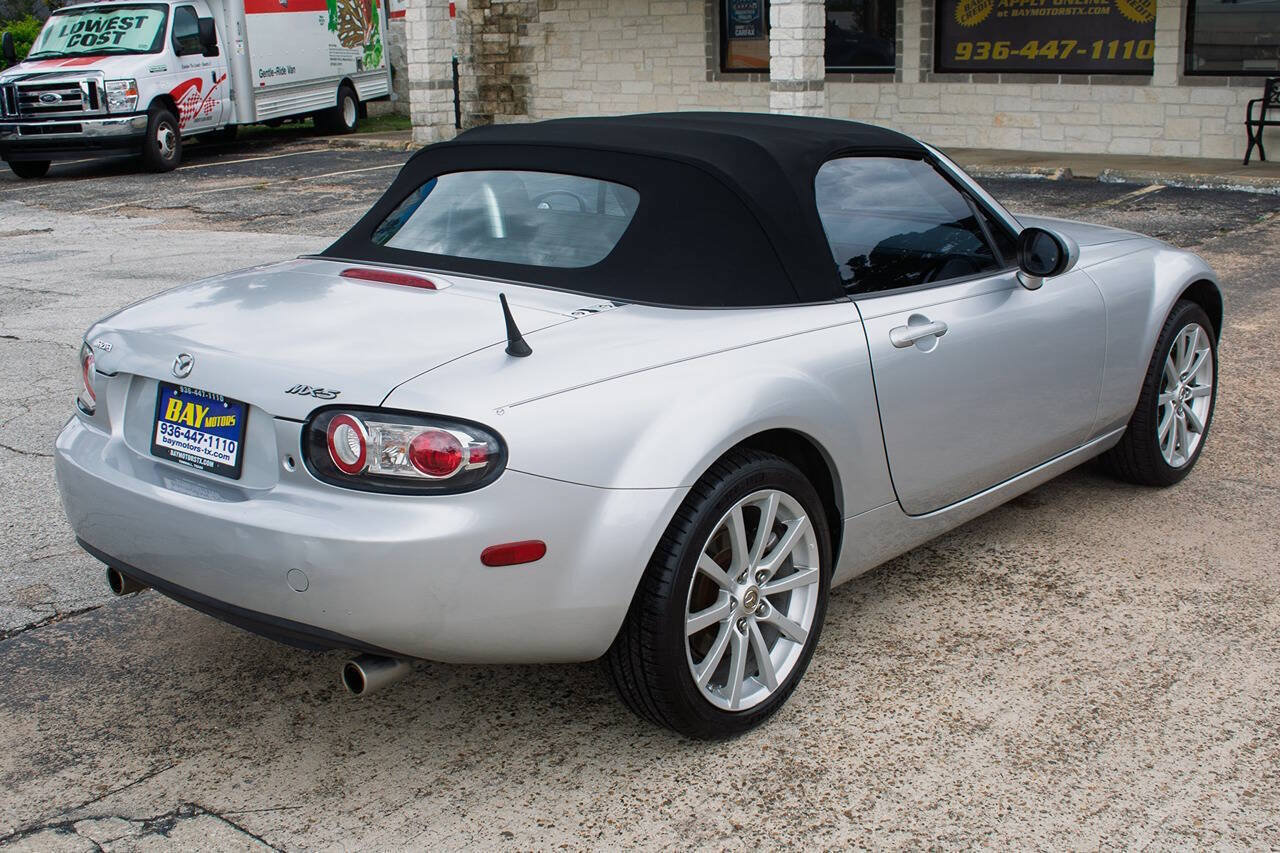 Used 2008 MAZDA MX-5 Miata Touring RWD image 13