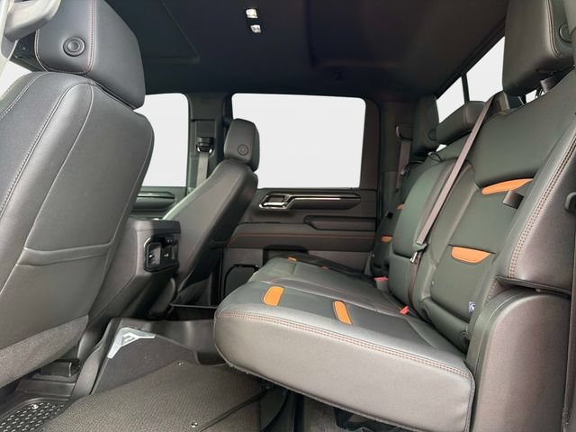 Used 2024 GMC Sierra 2500 AT4 w/ AT4 Premium Plus Package AWD/4WD image 12