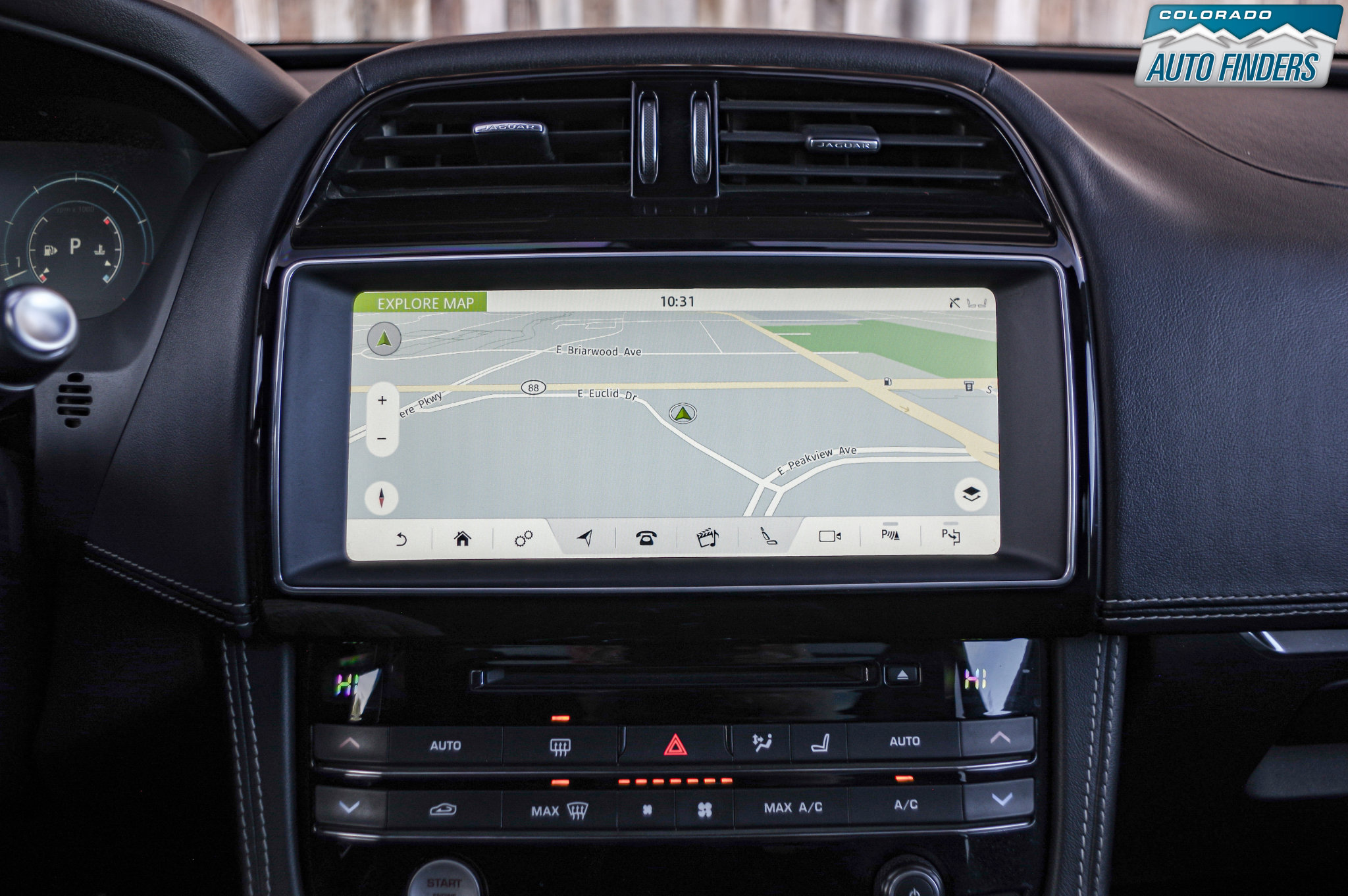 Used 2017 Jaguar F-PACE S image 21