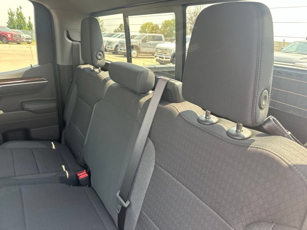 Used 2026 GMC Sierra 1500 SLE AWD/4WD image 18