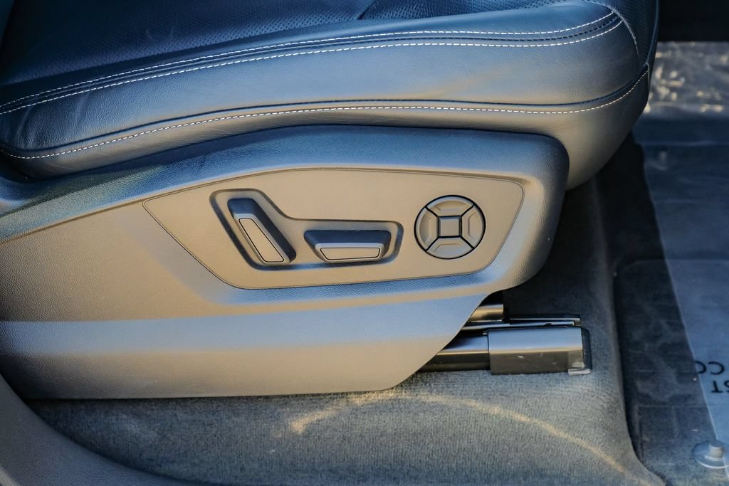 Used 2021 Audi Q8 Premium Plus AWD/4WD image 39