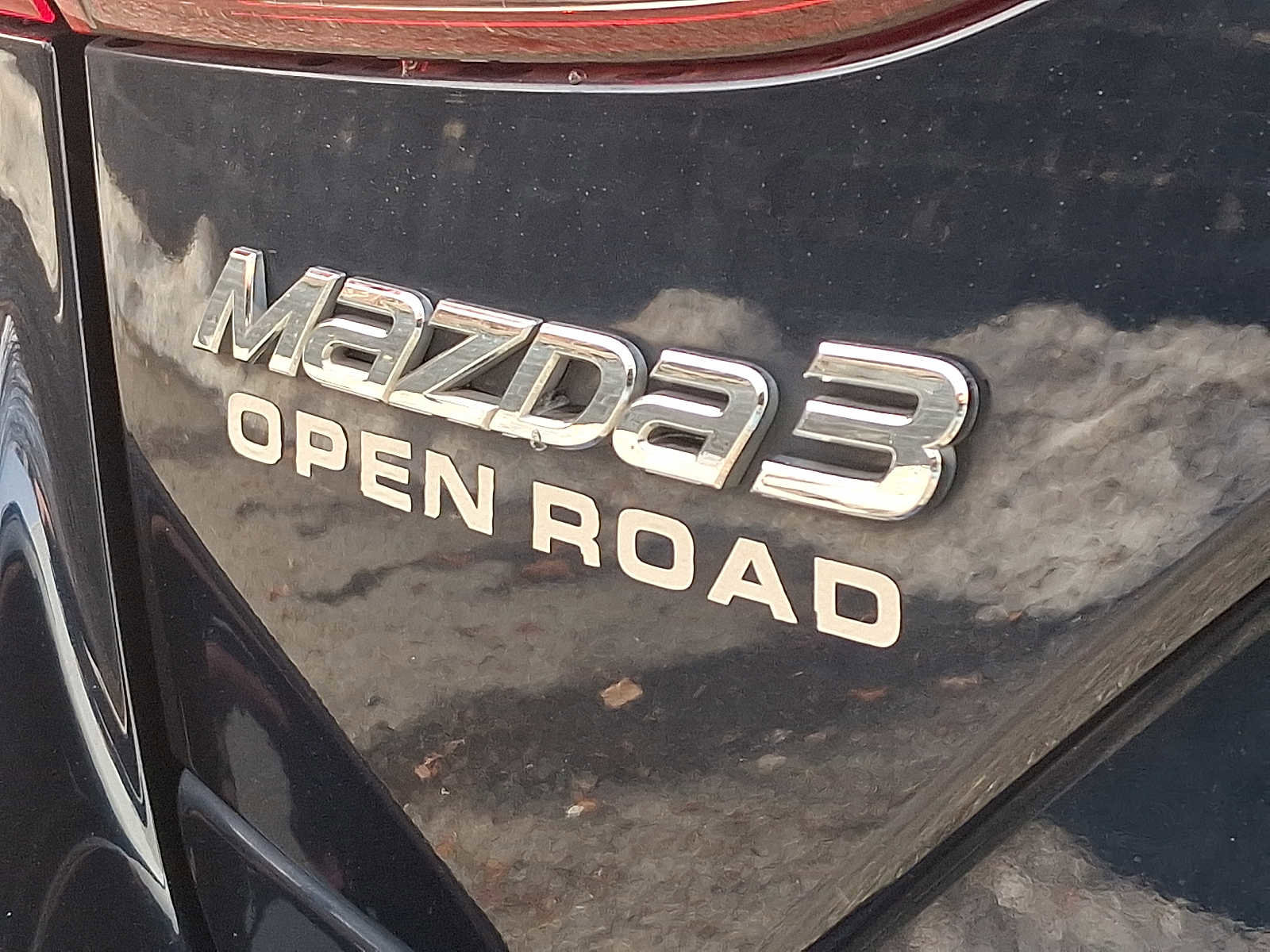 Used 2018 MAZDA MAZDA3 Grand Touring image 29