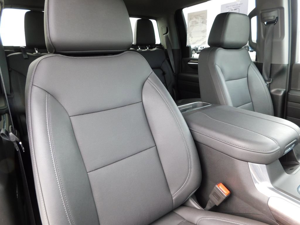 Used 2024 Chevrolet Silverado 2500 LTZ w/ LTZ Plus Package image 27