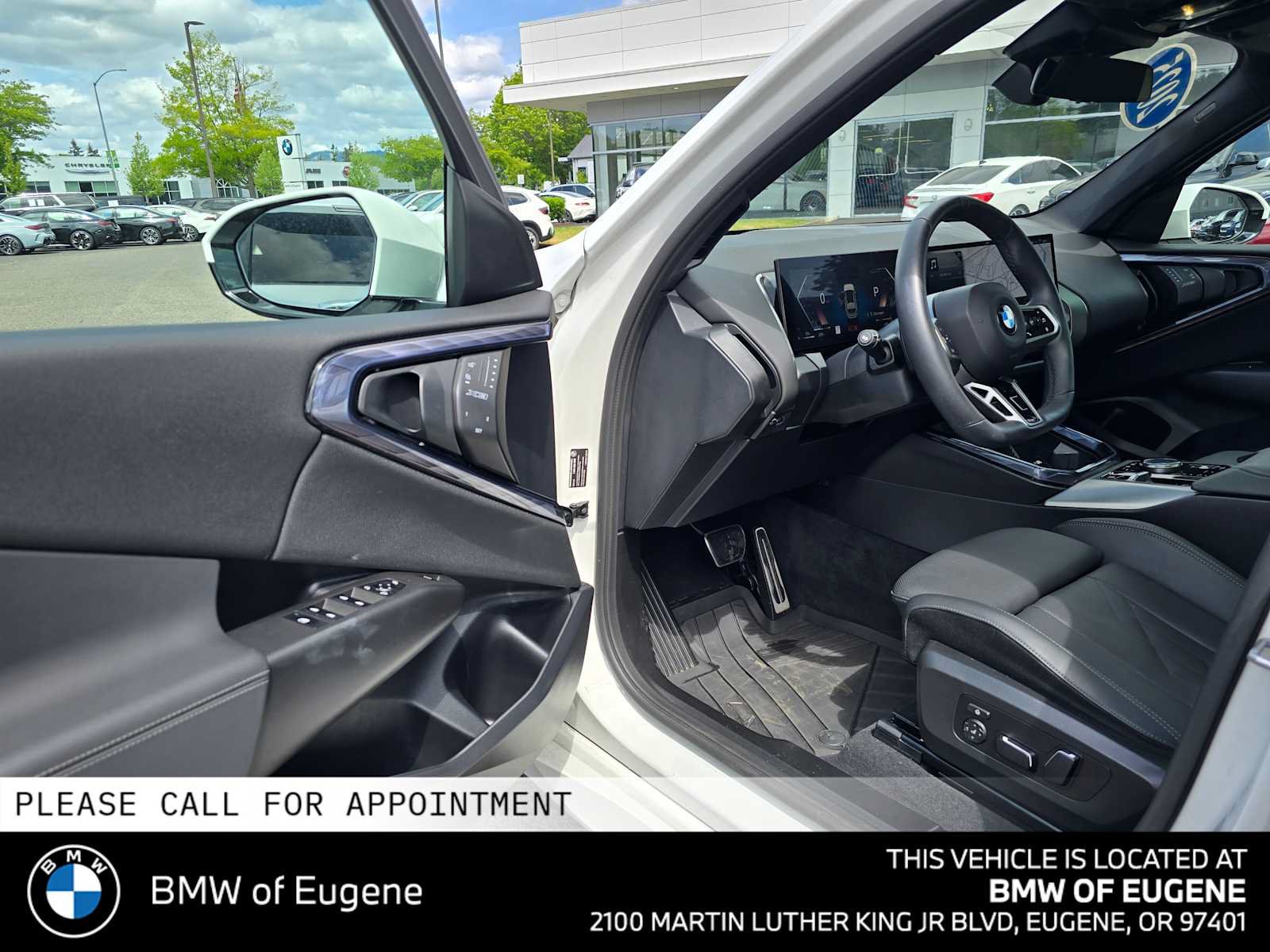 Used 2025 BMW X3 xDrive30i w/ M Sport Package AWD/4WD image 22