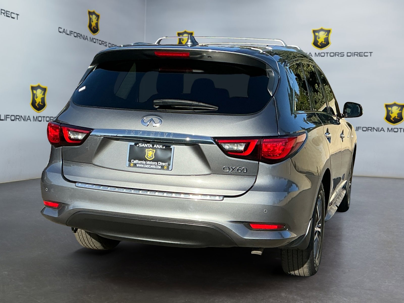 Used 2019 INFINITI QX60 Luxe w/ Essential Package image 5
