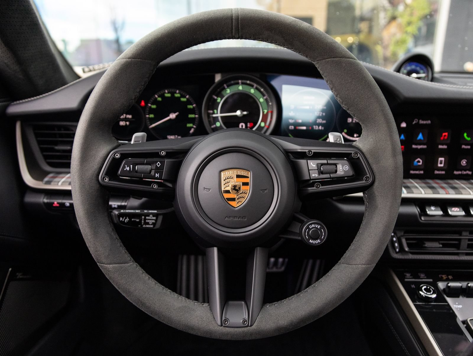 Certified 2025 Porsche 911 Turbo S AWD/4WD image 13