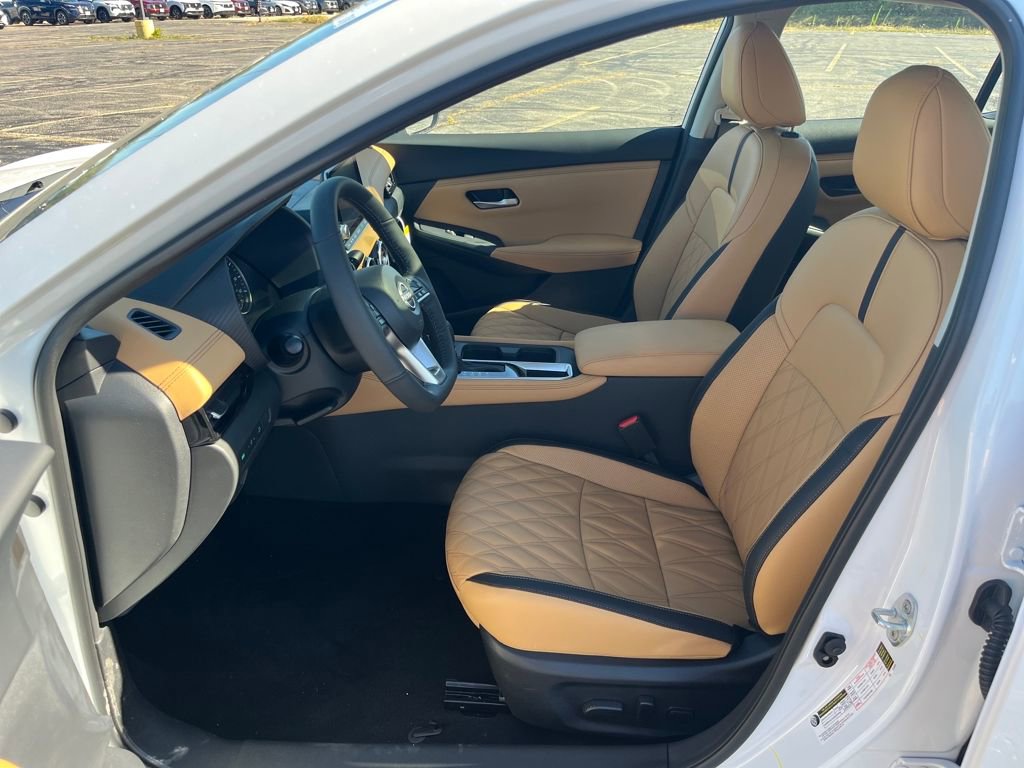 New 2025 Nissan Sentra SV w/ SV Premium Package image 13