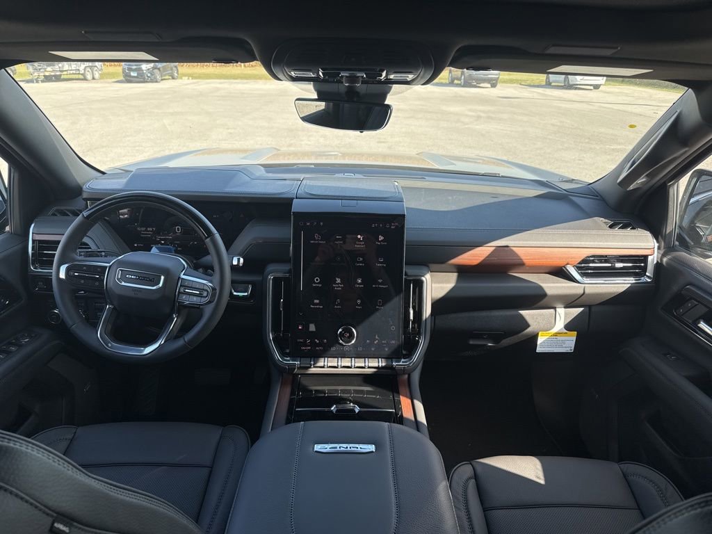 New 2026 GMC Yukon XL Denali w/ Denali Reserve Package image 16