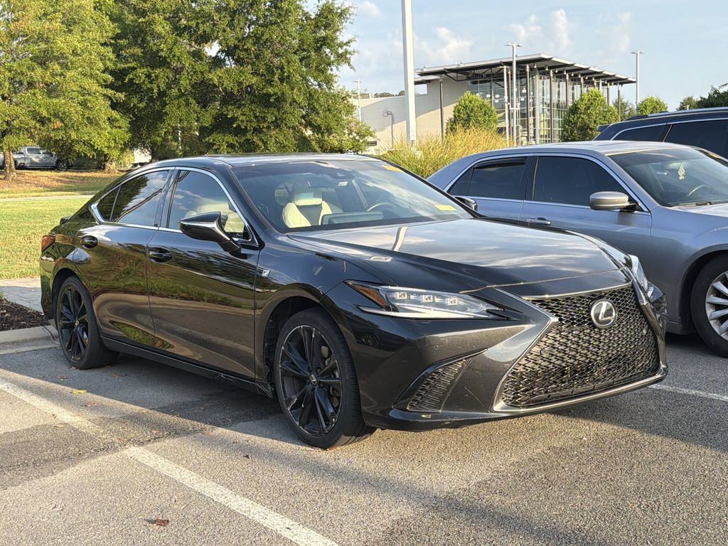 Used 2023 Lexus ES 300h F Sport w/ Accessory Package (Z2) FWD image 3
