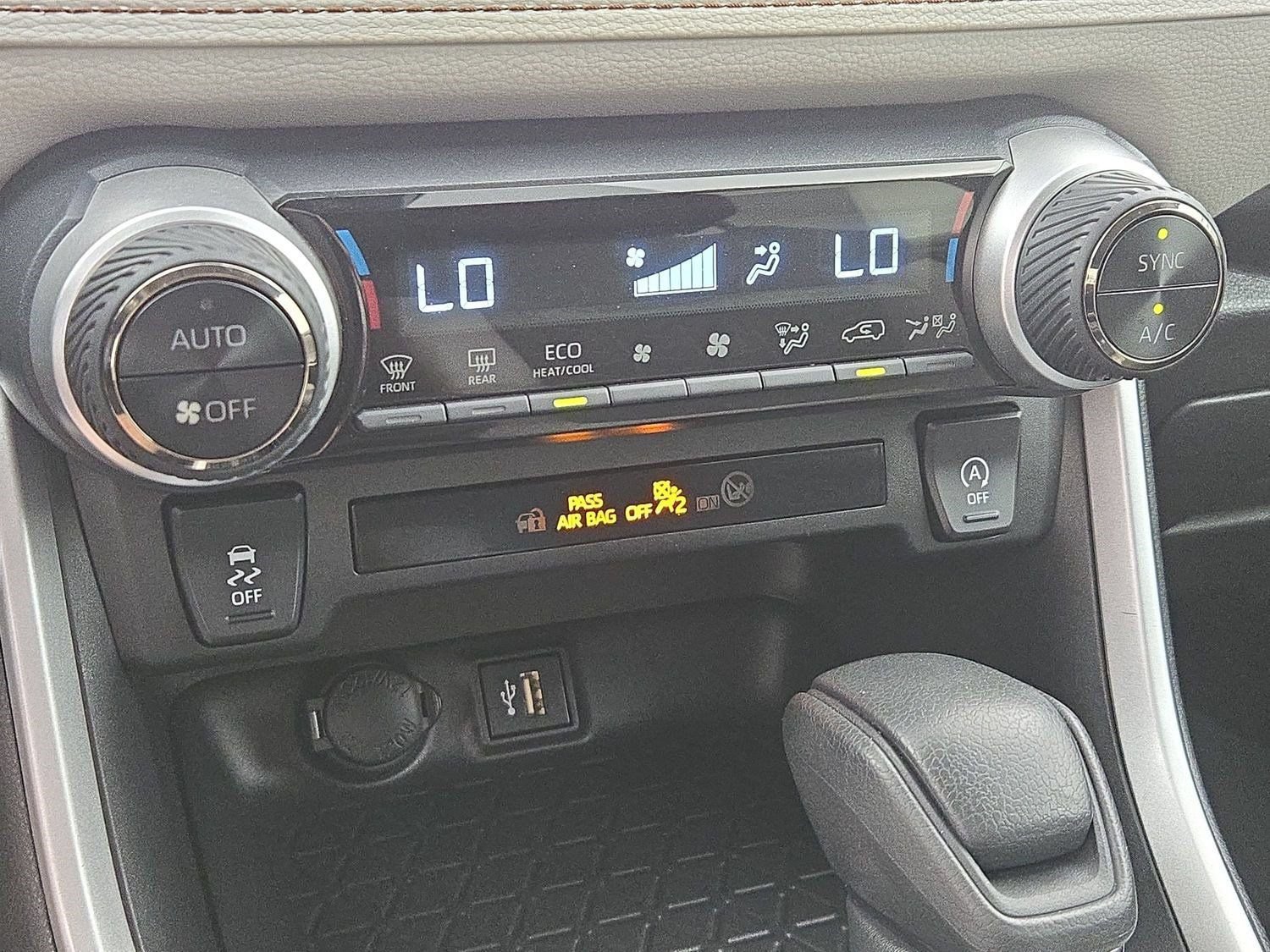 Certified 2024 Toyota RAV4 XLE AWD/4WD image 22