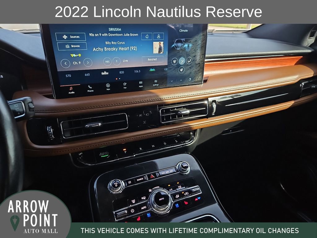 Used 2022 Lincoln Nautilus Reserve FWD image 25