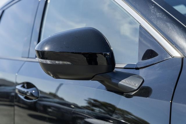 New 2026 Nissan Kicks SR w/ Cold Weather Package image 17