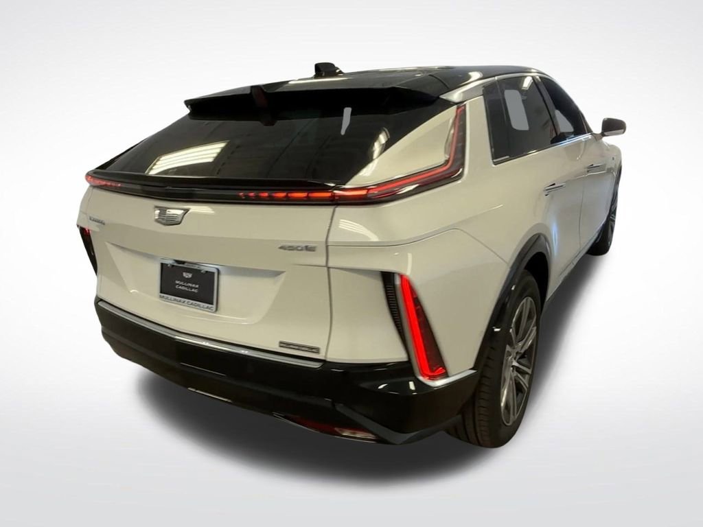 New 2025 Cadillac Lyriq Luxury image 10