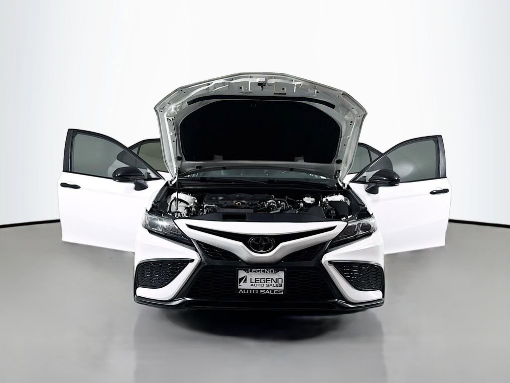 Used 2021 Toyota Camry SE image 19